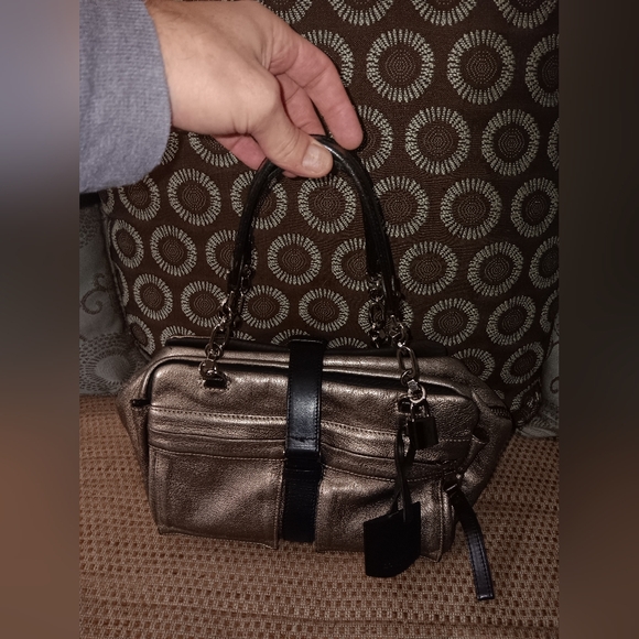 Loewe small amazona leather bag with special lock n key - Picture 1 of 9